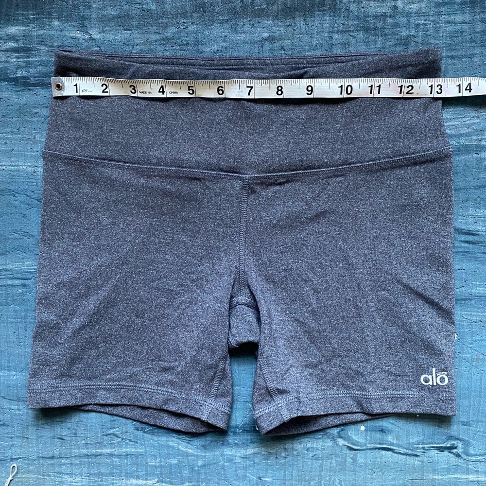 Alo yoga grey spandex shorts